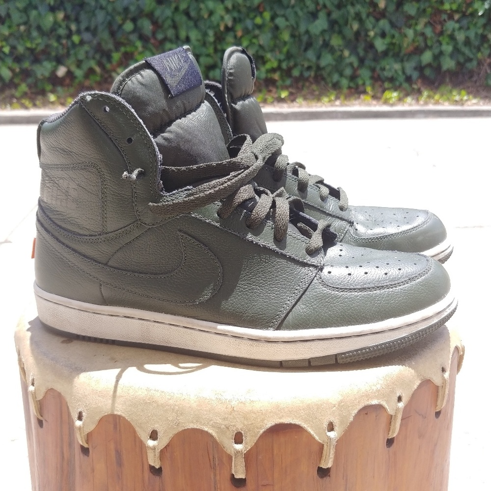 Nike air force 1 army green size 10